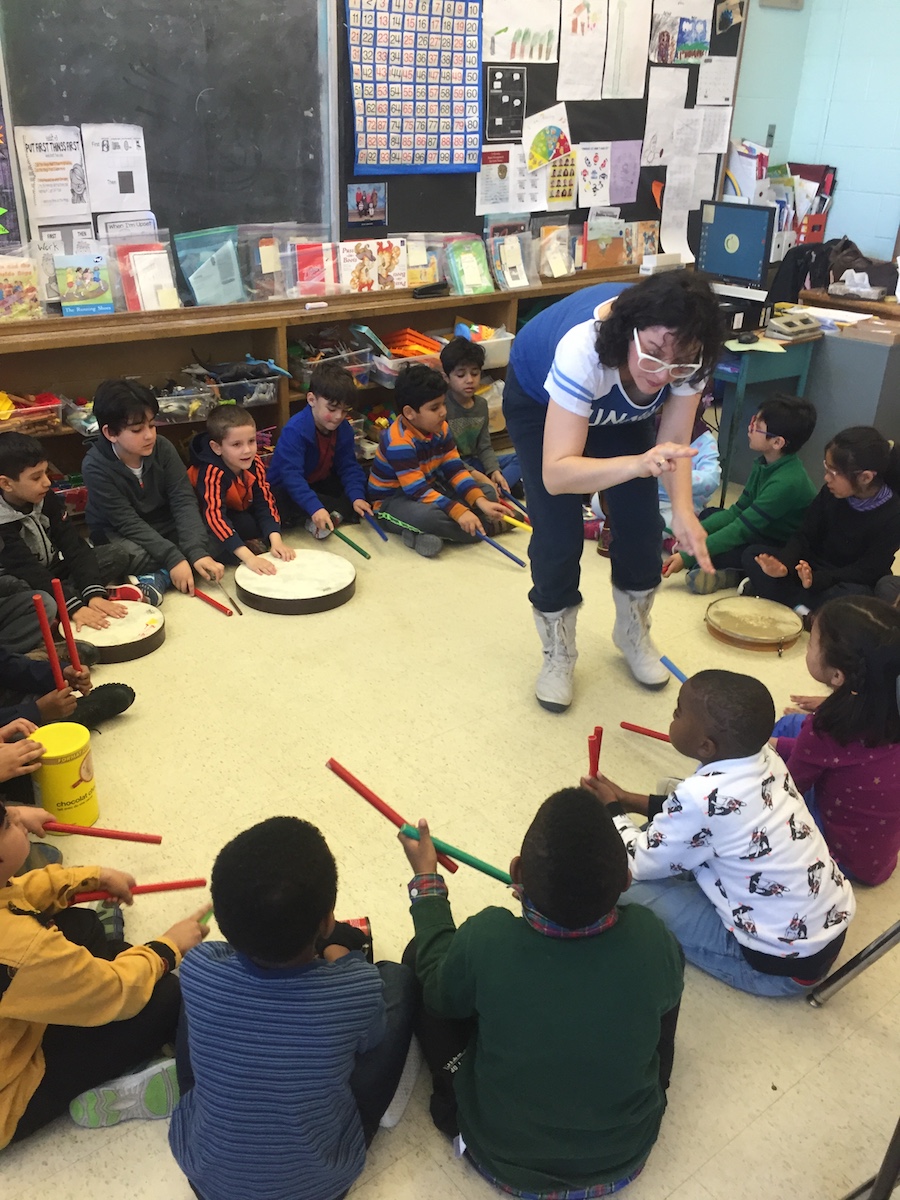 Art Mom – Interview with Yoshe Karina Leigh