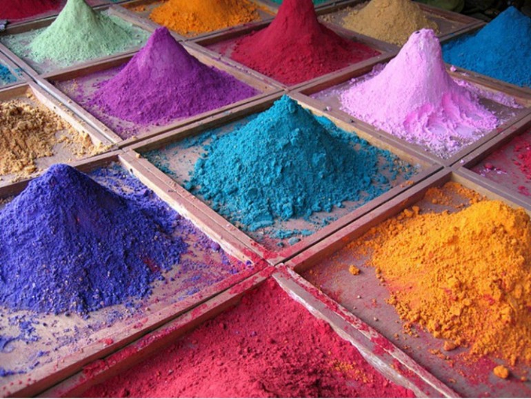 The History of Oil Paint Pigments